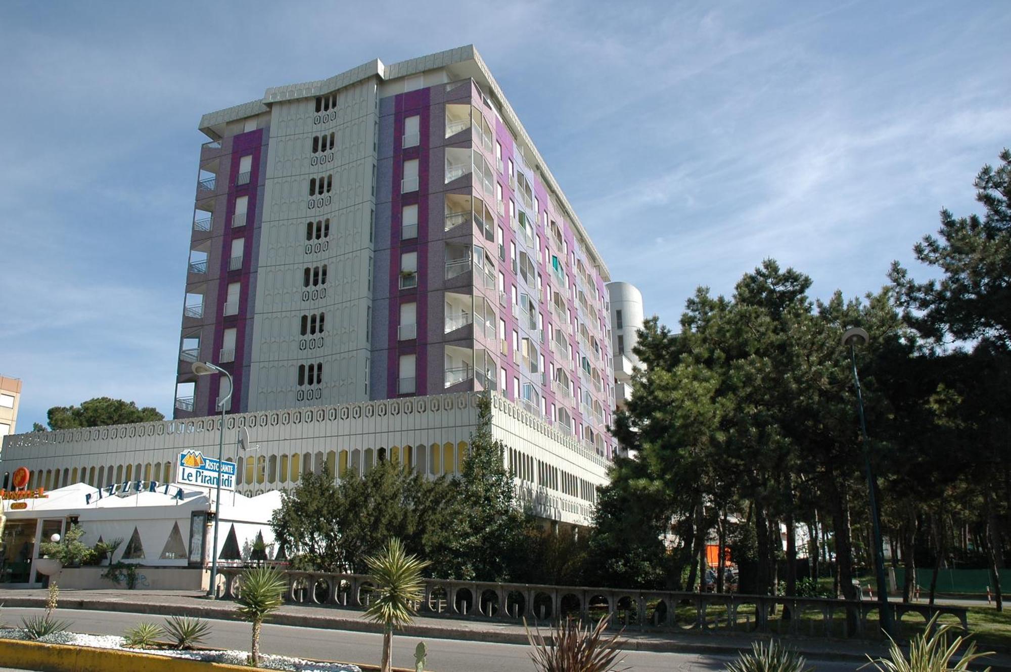 Residence Millefiori Lignano Sabbiadoro Extérieur photo